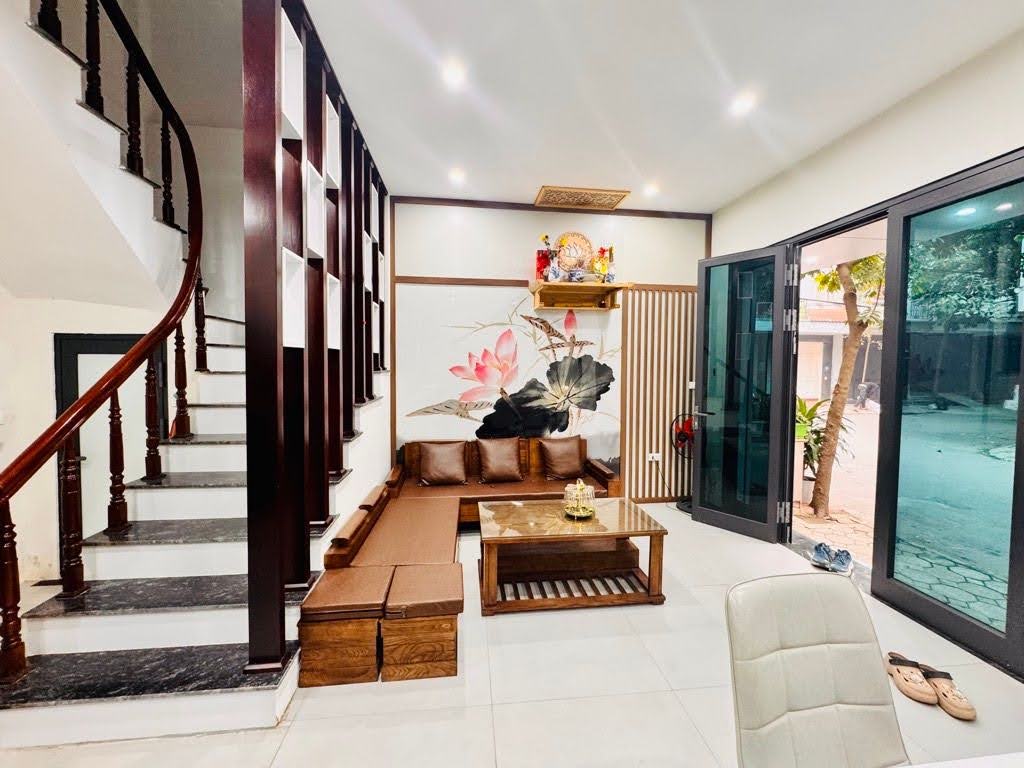 Bán nhà phân lô Chiến Thắng Hà Đông DT 35m2 x 4 tầng ô tô đỗ cửa giá 13 tỷ